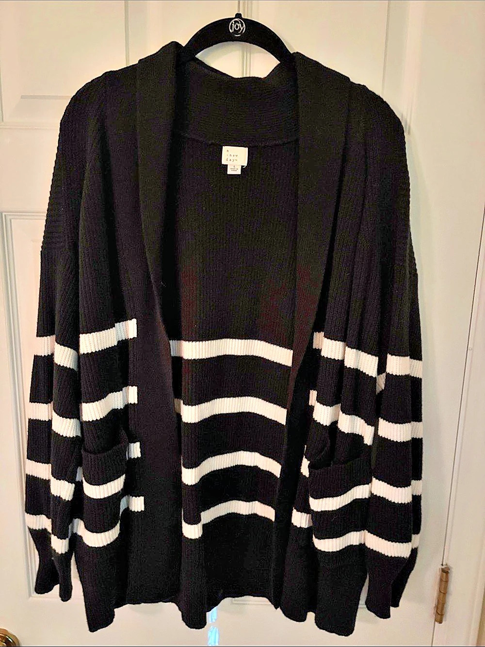 a new day Striped Sweater in Black & White Size Large Like New